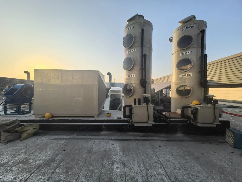 Chemical scrubbing tower for biomedical research institute animal center